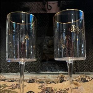 COPY - Qualia Plum Blossom Wine Glasses